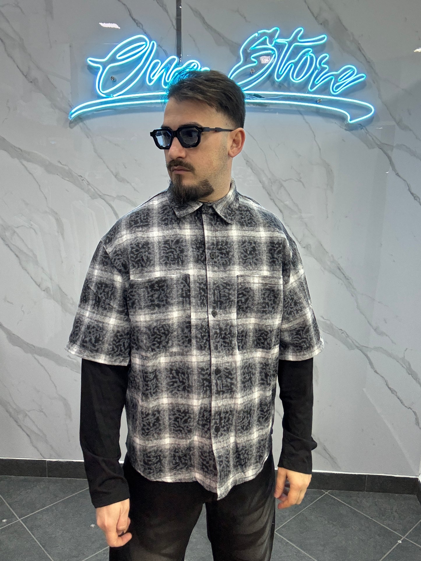 Camicia double Sleeve script