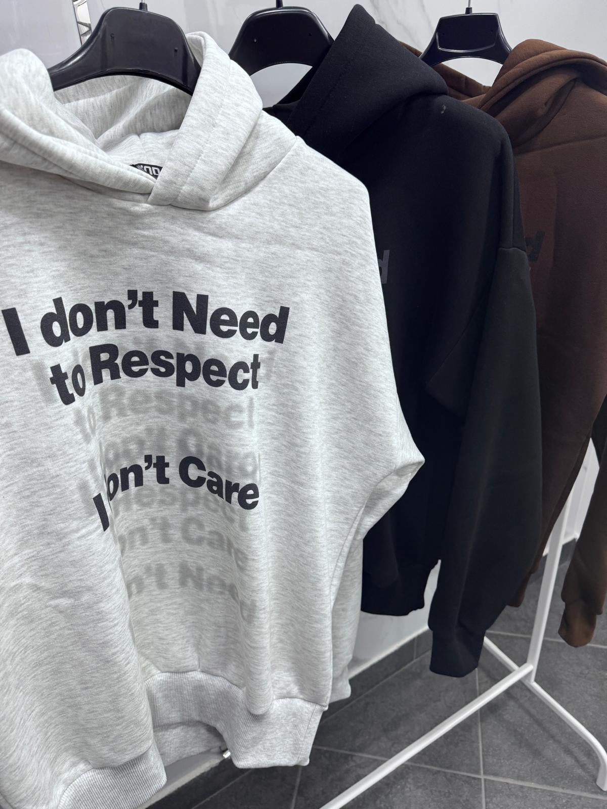 Felpa I don’t need to respect