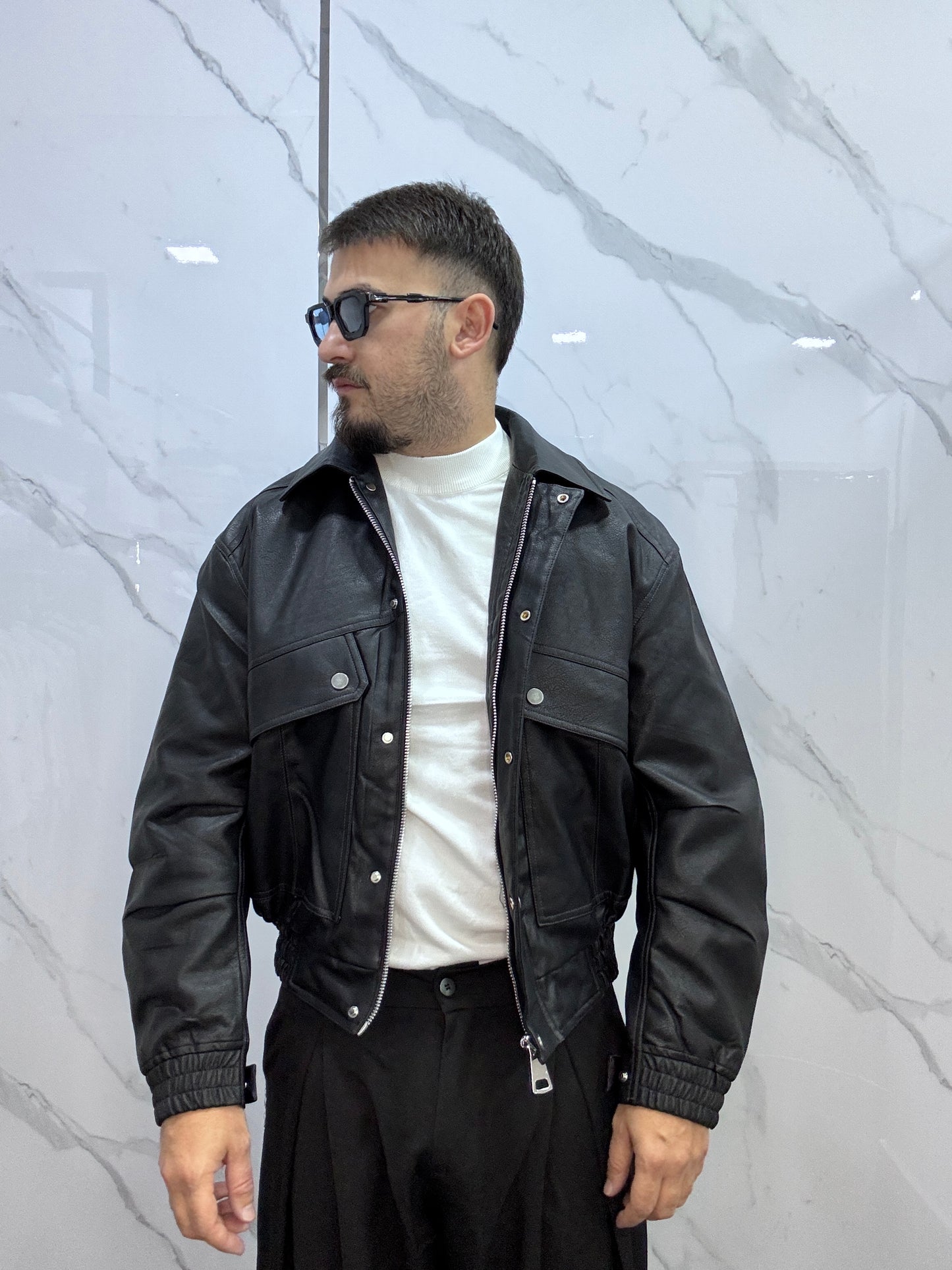 Giubbotto ecopelle crop black