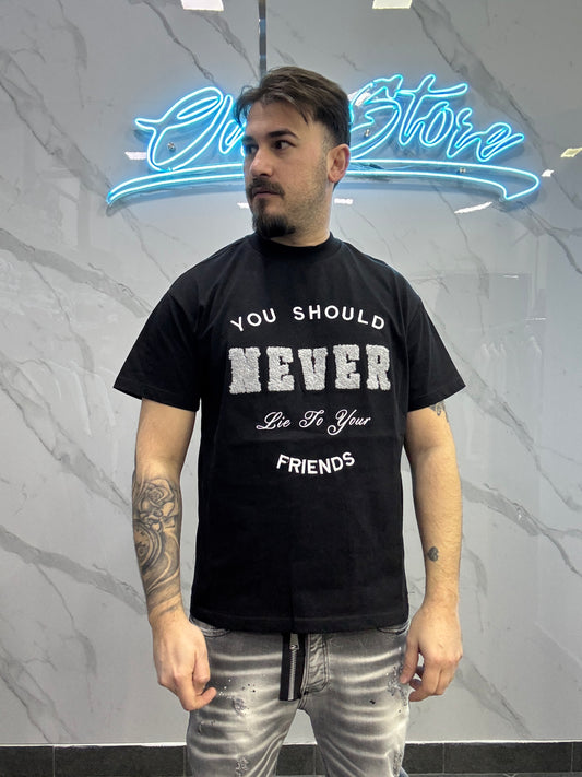 T-shirt a W Never
