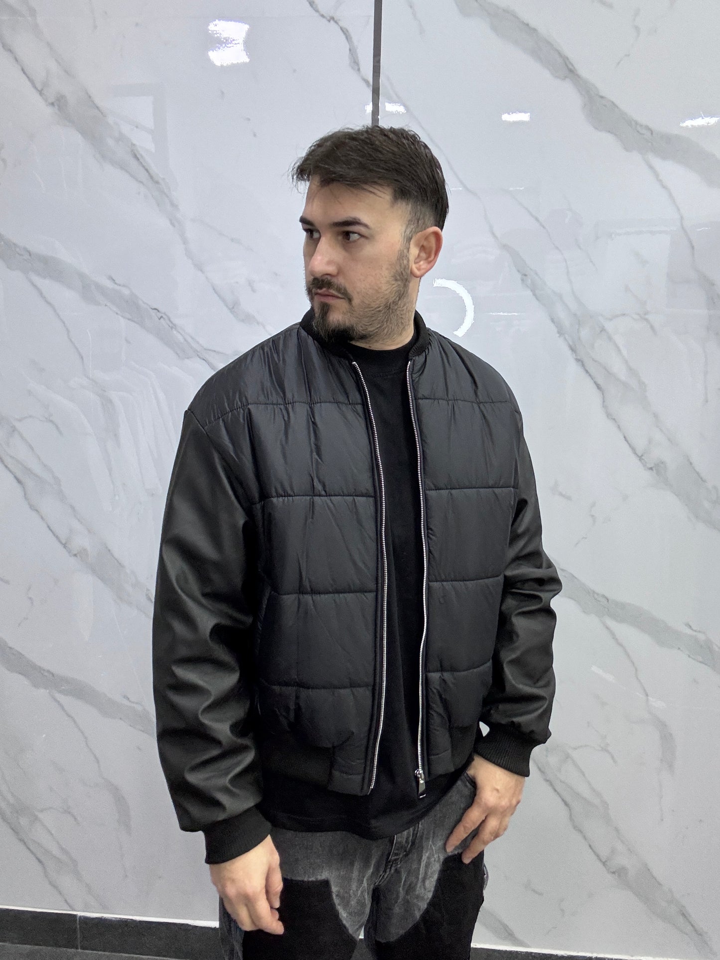 Giubbotto manica ecopelle