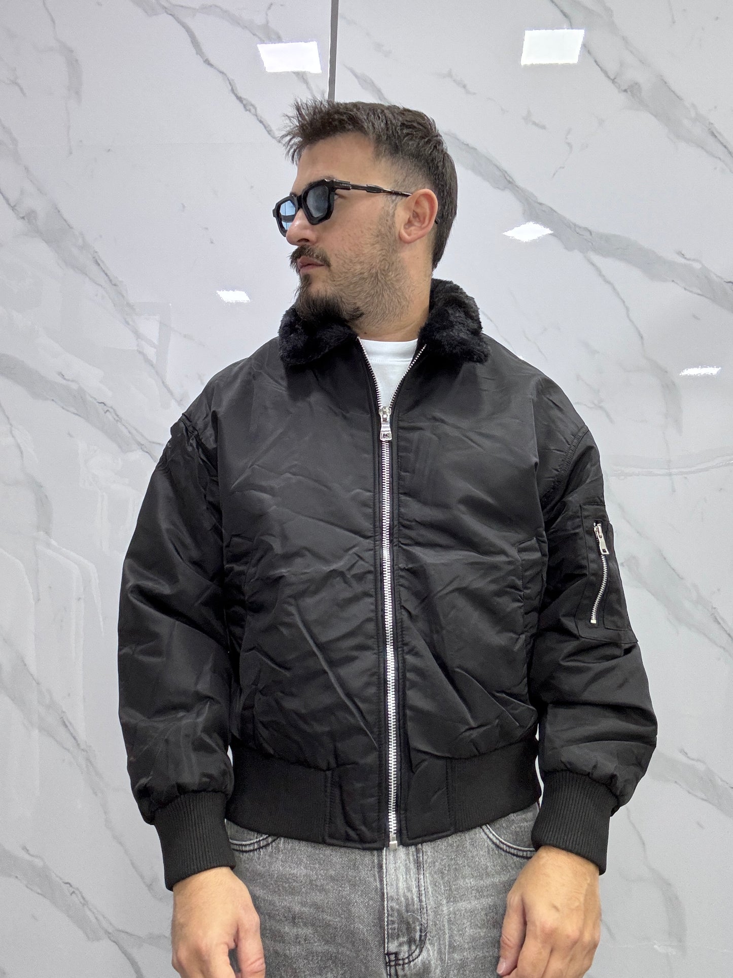 Giubbino crop collo pelliccia