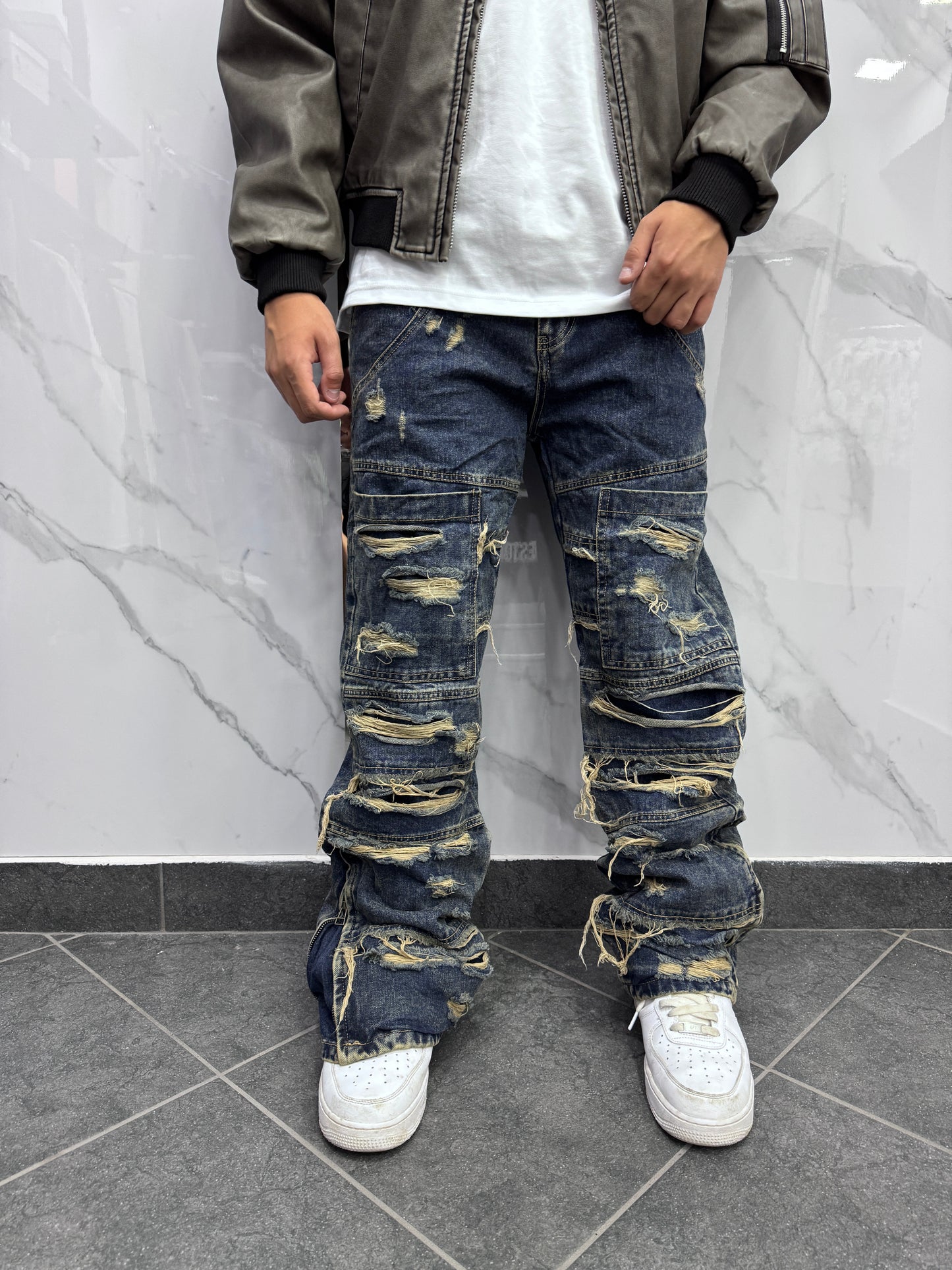 Jeans Flared ripped sabbia ￼