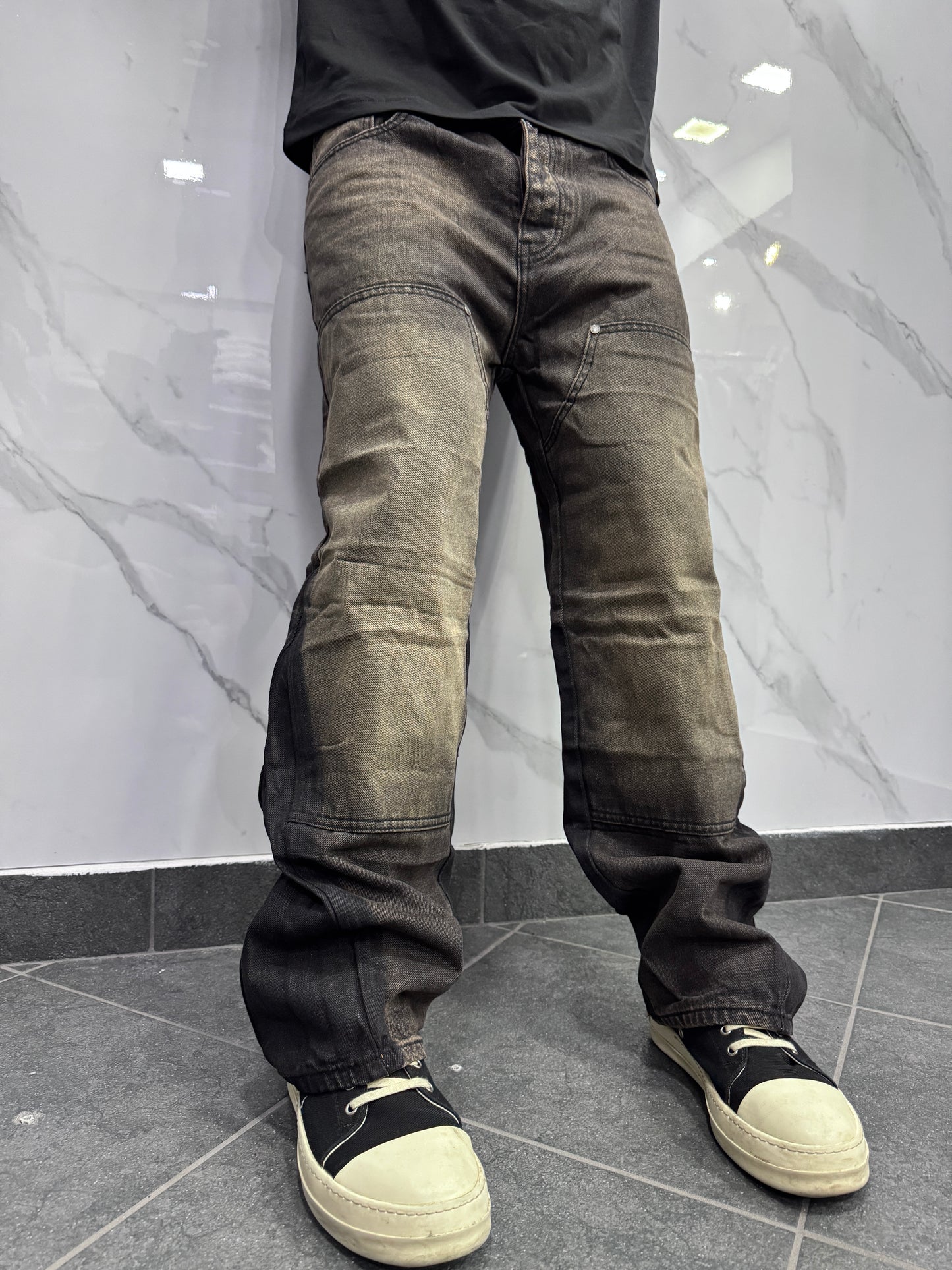 Carpenter sabbia black