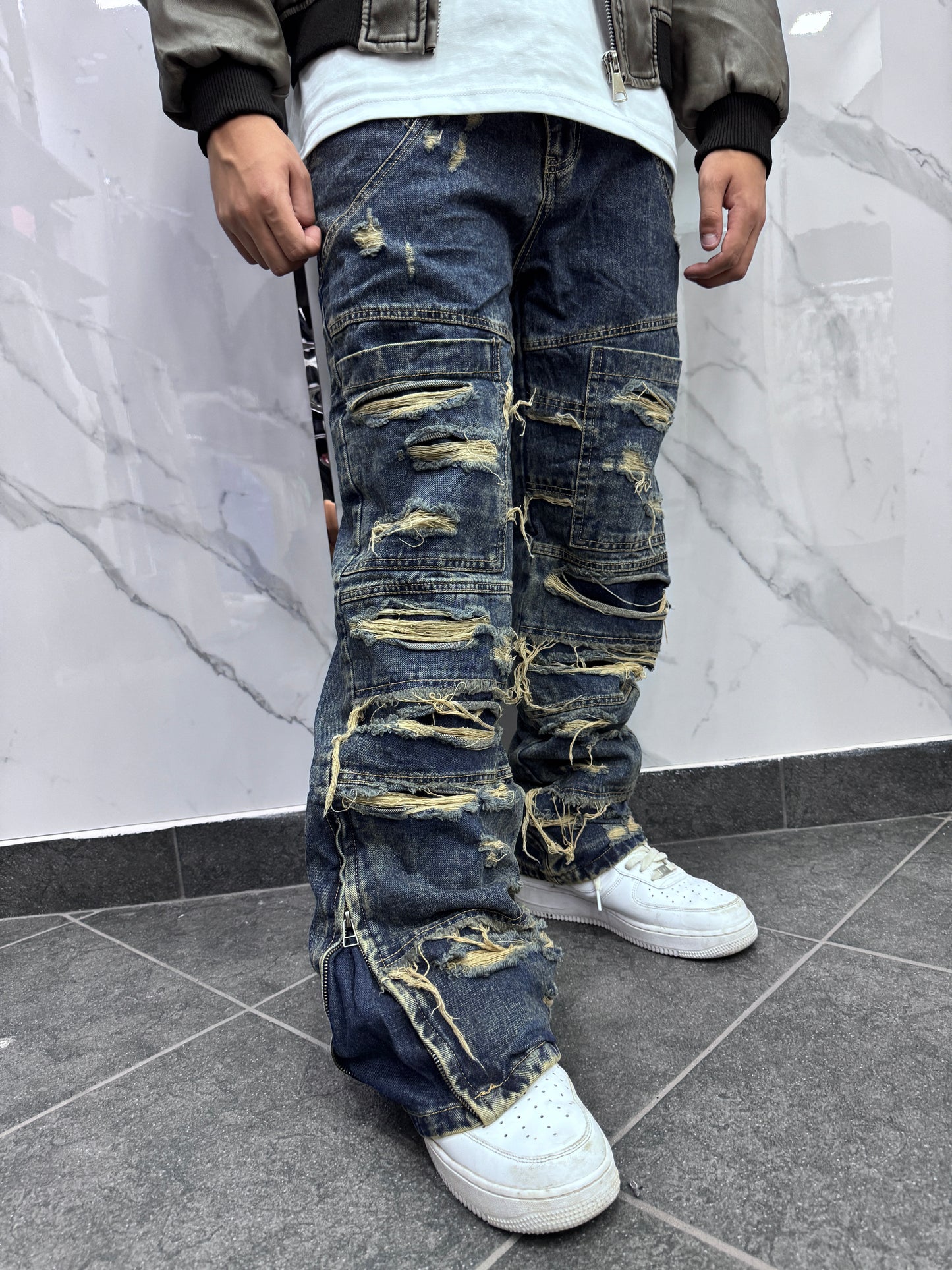 Jeans Flared ripped sabbia ￼