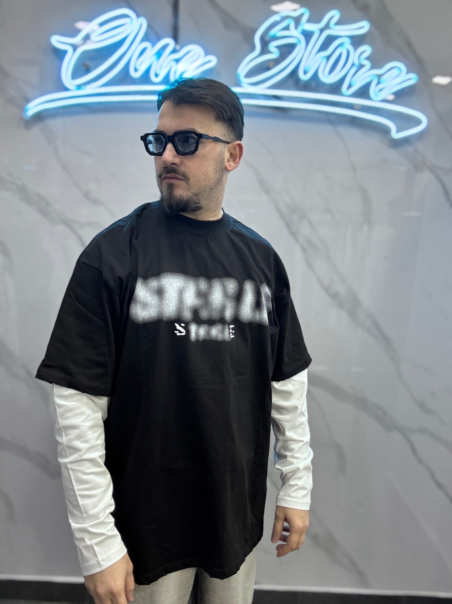 Double Sleeve Stable ￼