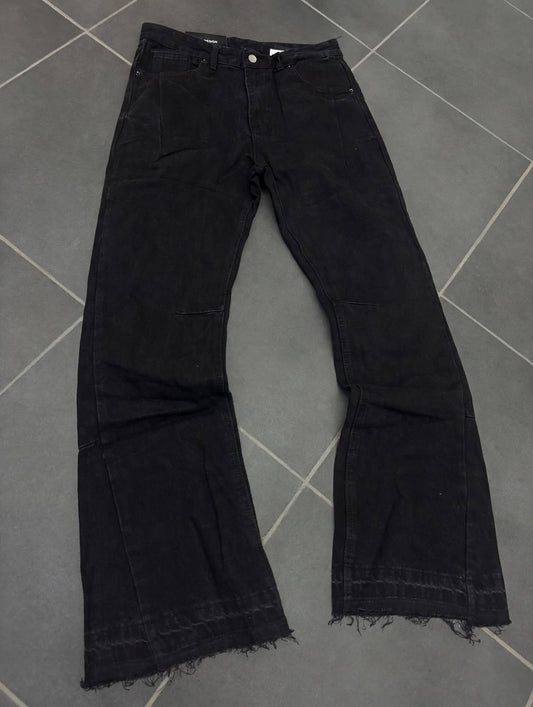 Flared black E8-755