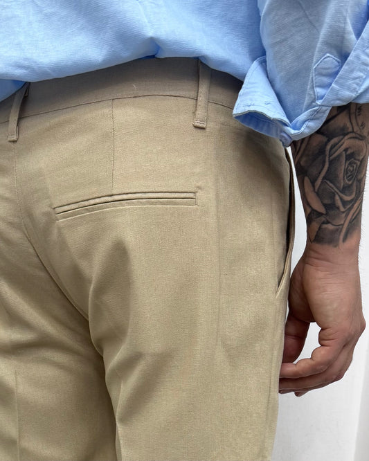 Pantaloni in lino