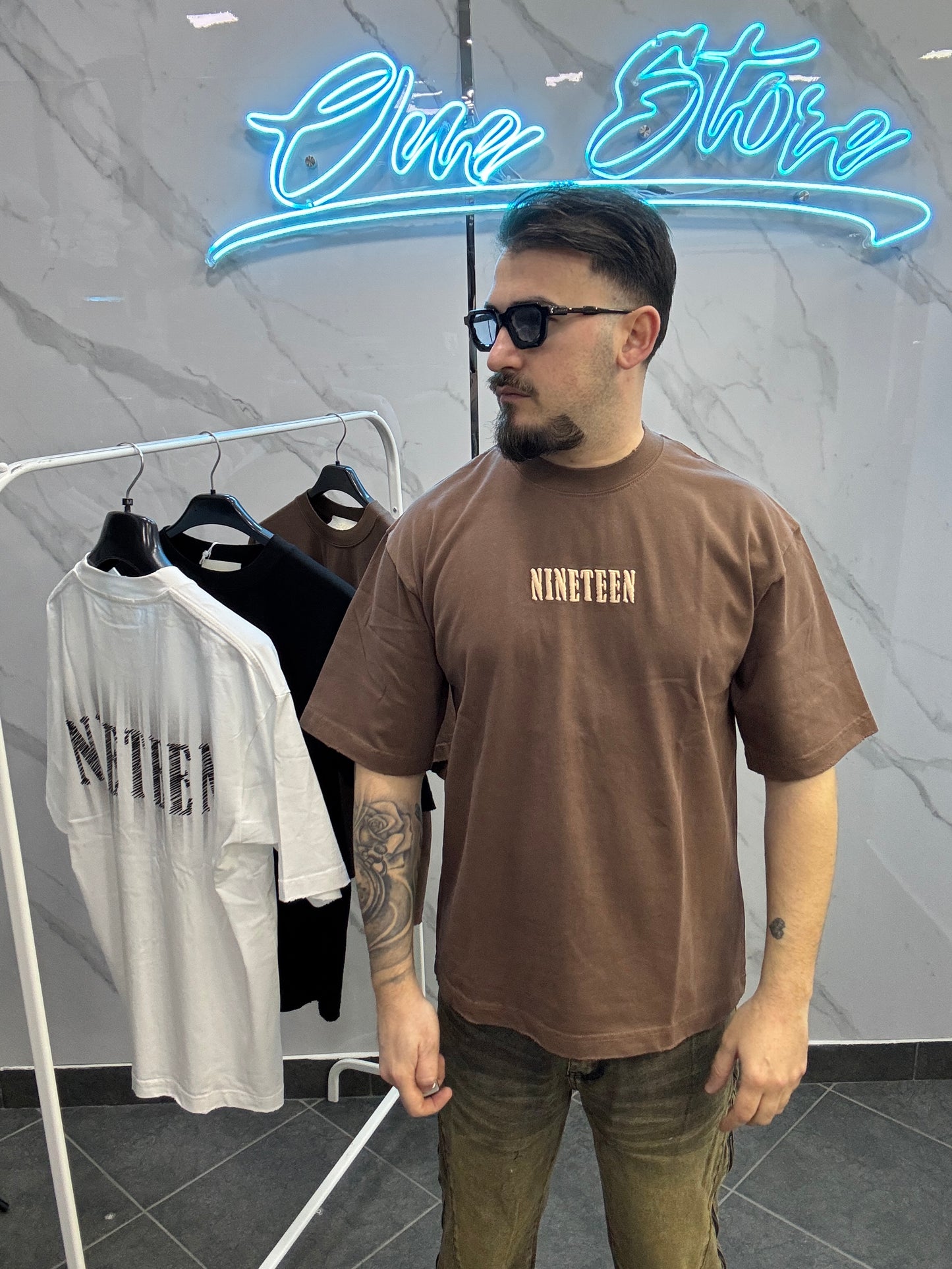 T-shirt Premium Nineteen