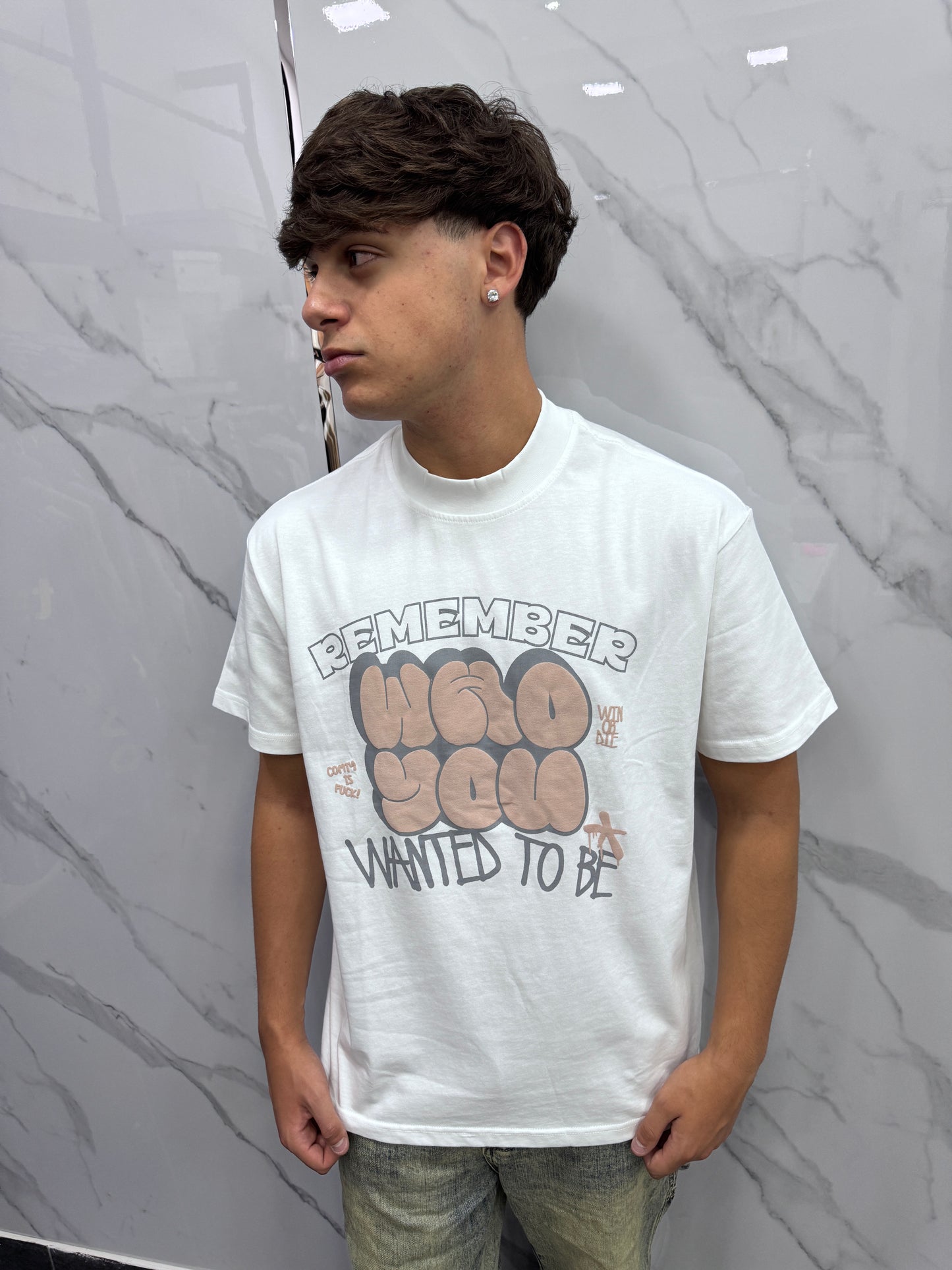 T-shirt AW REMEMBER