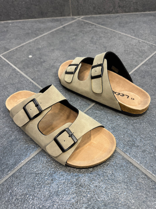 Sandali in cuoio