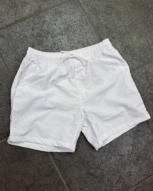 Costume BASIC bianco