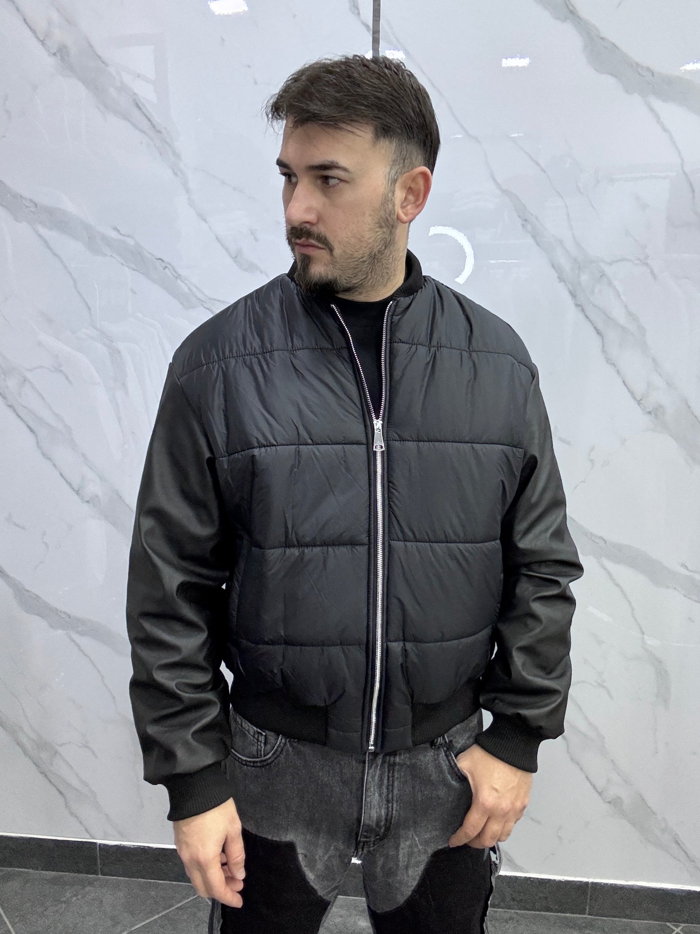 Giubbotto manica ecopelle