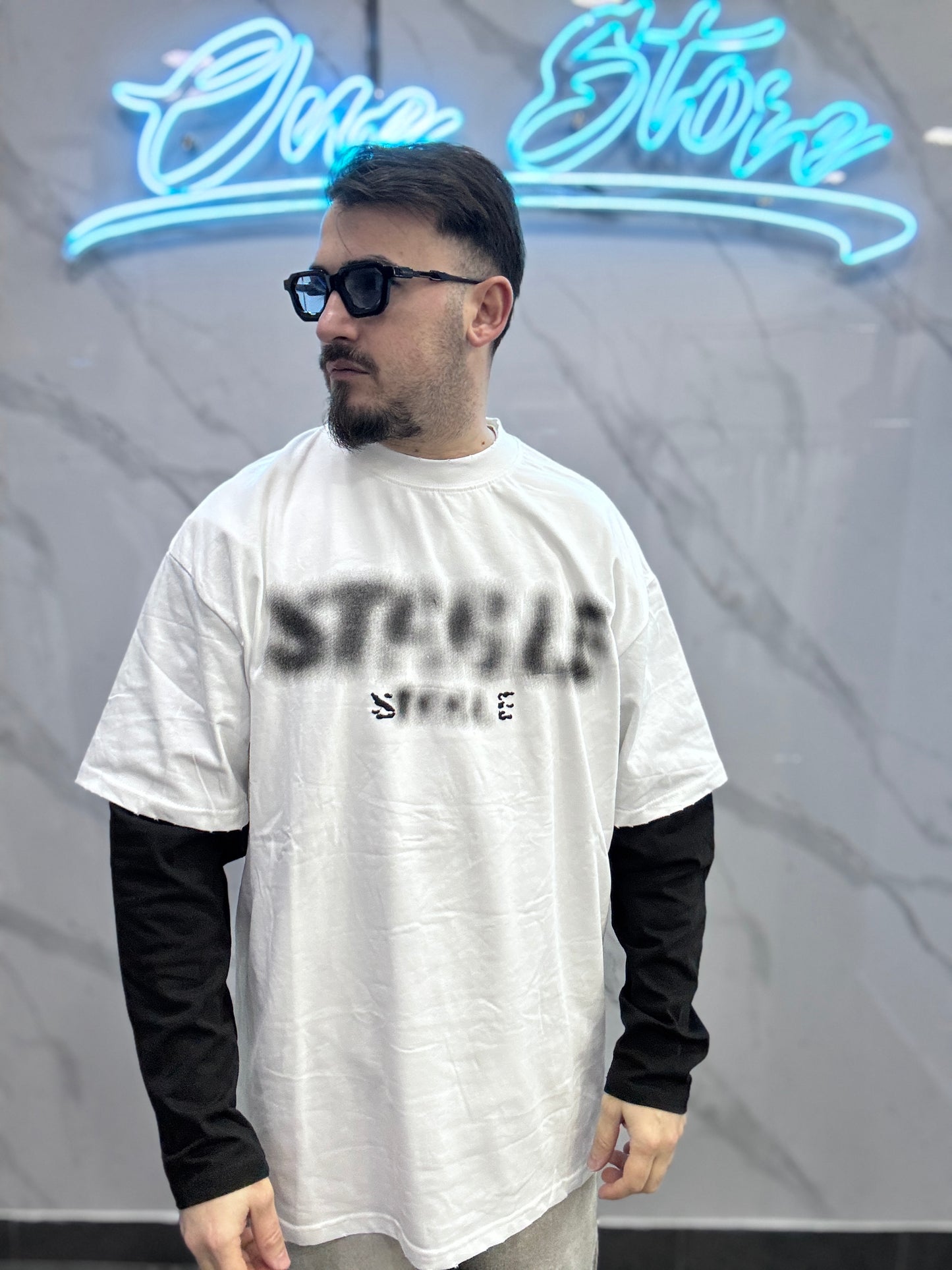 Double Sleeve Stable ￼